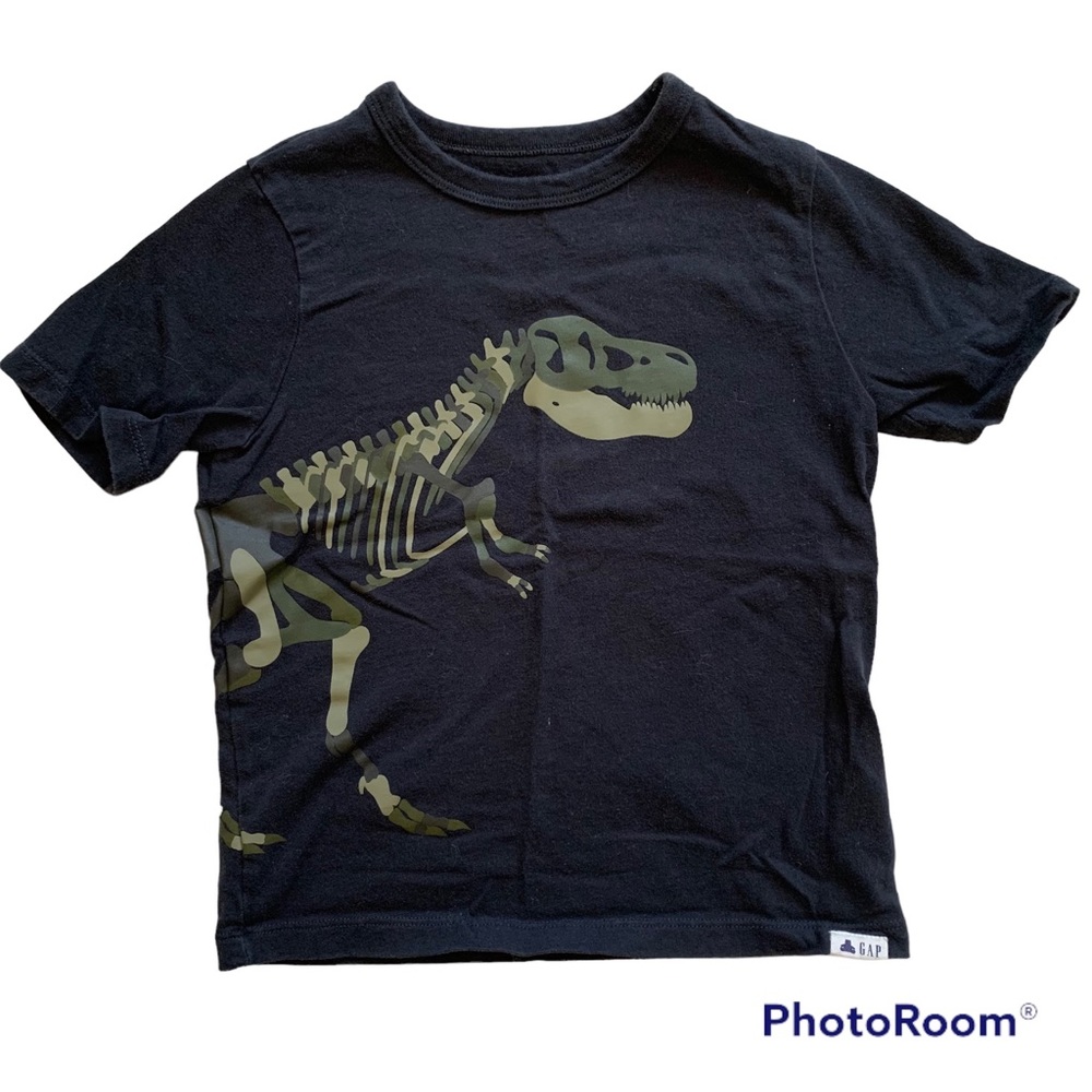 3/$20 Gap tee